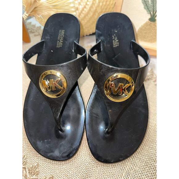 Michael Kors MO round Silver Logo size 8M White Clearish Jelly Thong Sandals GUC - Picture 2 of 7